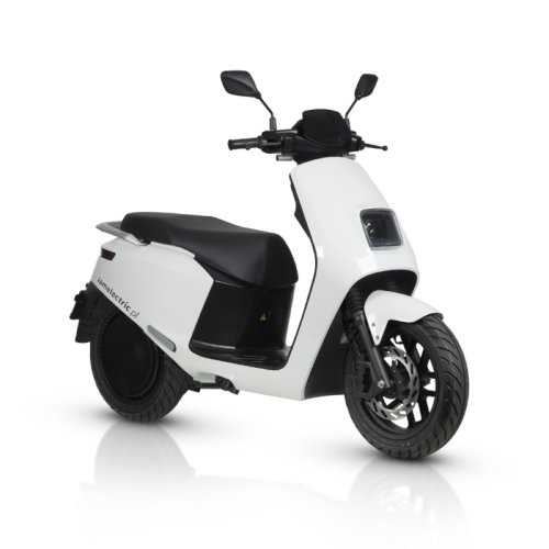 motocykl-elektryczny-iamelectric-nce-s-white-8-kopia-1-800x800.png